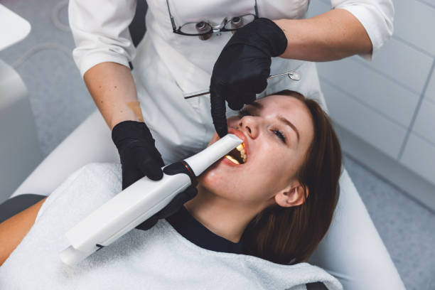Best Emergency Treatment for Dental Infections or Abscesses in Country Clu, CA